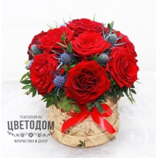 Шляпная коробка с розой